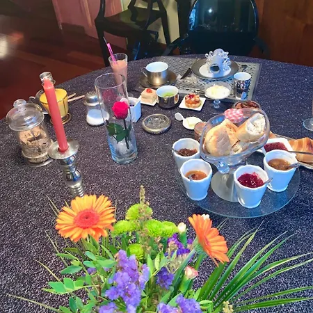 Chambres D'hotes Le Regent Bed & Breakfast